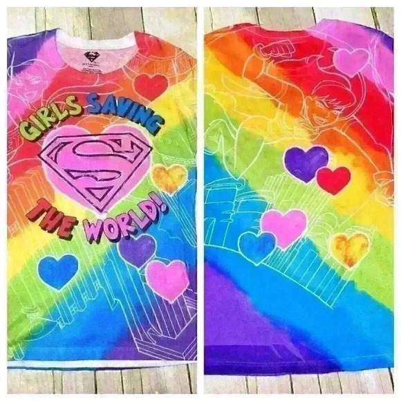 Licensed SUPERMAN DC Comics GIRLS SAVING THE WORLD T-Shirt PJ's Top size 12 - Picture 1 of 4